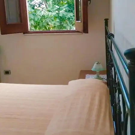 Holiday home Stone House *